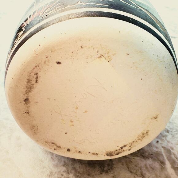 Signed J. Buwalley Navajo Pottery Vase – Black & Cream Southwestern Art - Picture 7 of 8